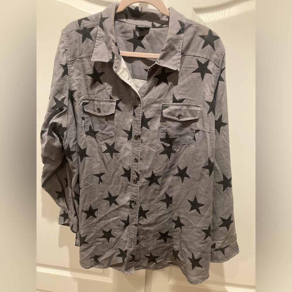 Torrid Taylor Rayon Twill Button-Down Shirt plus size 3